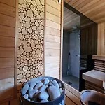 بيت للعطل Small House With Sauna Papsaare
