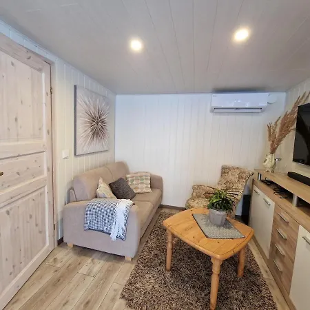Small House With Sauna Дом отдыха *