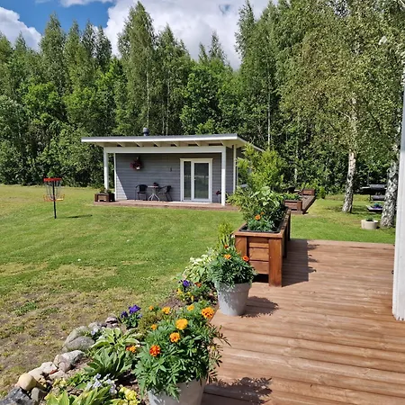 Small House With Sauna Дом отдыха *